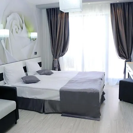 Polina ゲストハウス ソゾポル