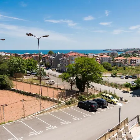 Polina Guest house *